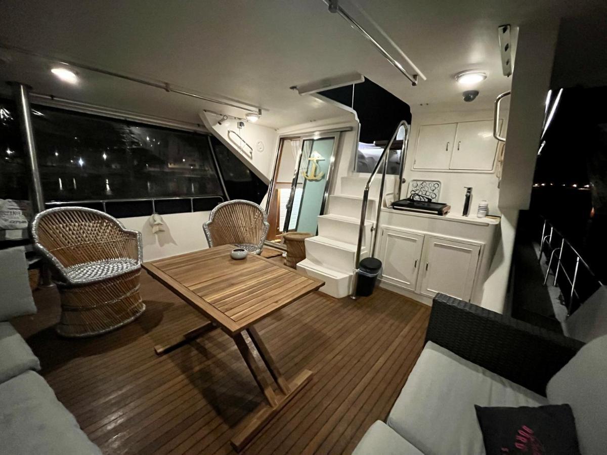 Navi Yacht A Sete, 2 A 8 Couchages, Privatif Hotel Exterior photo
