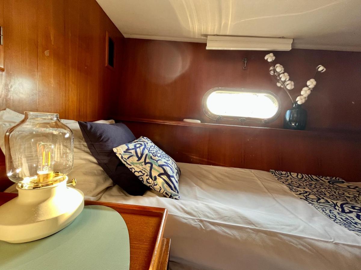 Navi Yacht A Sete, 2 A 8 Couchages, Privatif Hotel Exterior photo