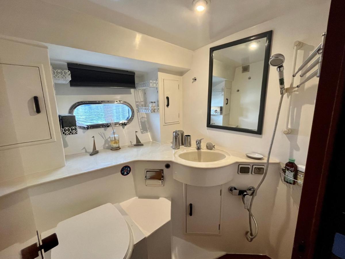 Navi Yacht A Sete, 2 A 8 Couchages, Privatif Hotel Exterior photo
